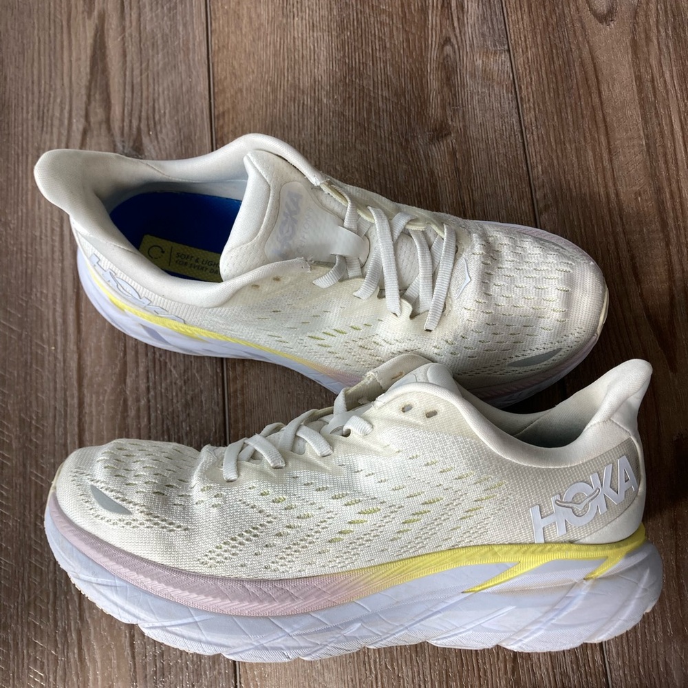 HOKA Clifton 8